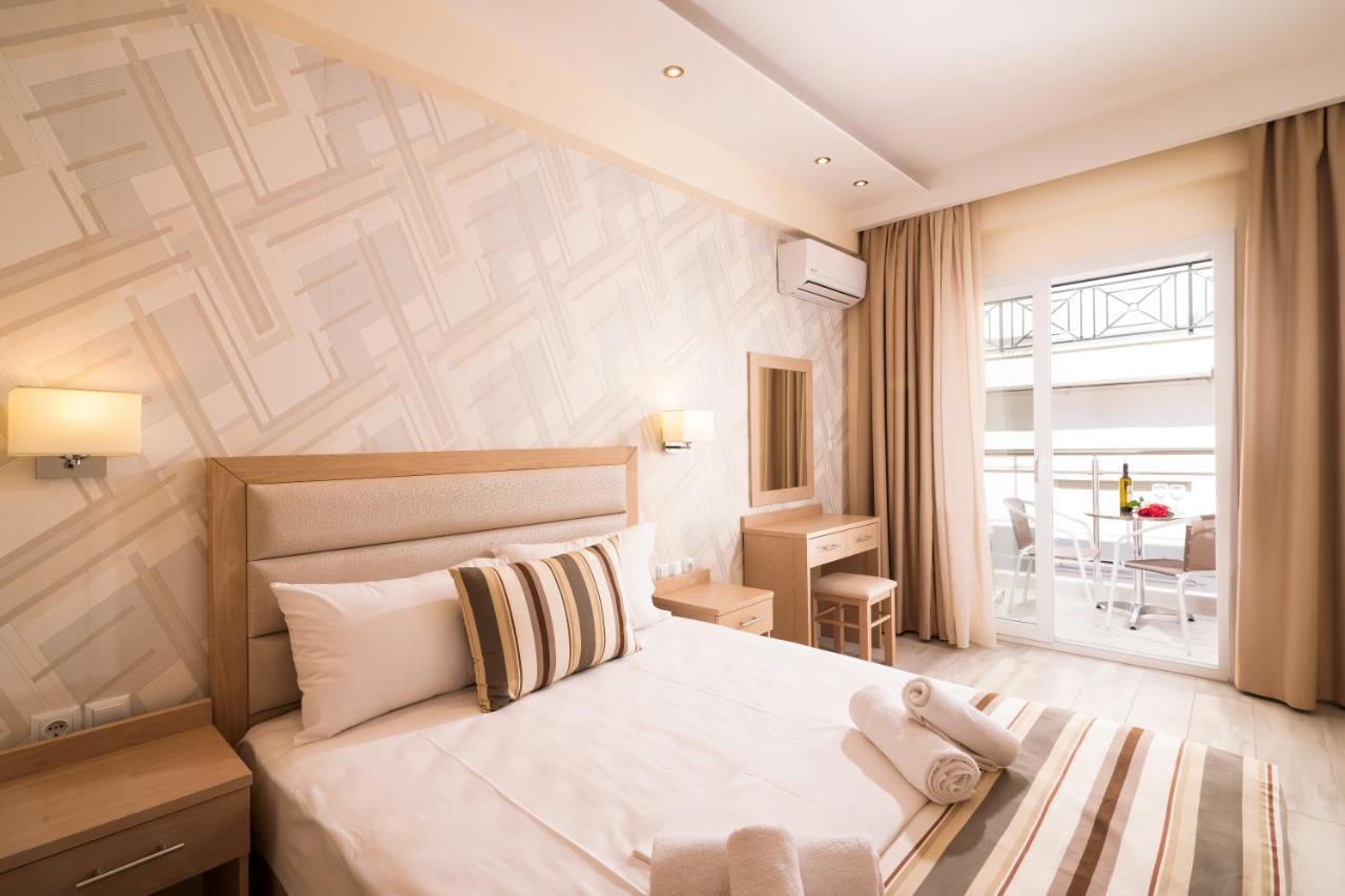 Star Bay Luxury Aparthotel Лименария Екстериор снимка