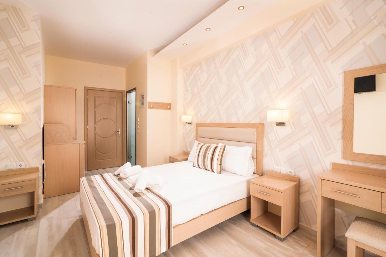 Star Bay Luxury Aparthotel Лименария Екстериор снимка