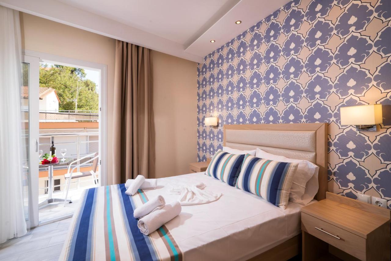 Star Bay Luxury Aparthotel Лименария Екстериор снимка